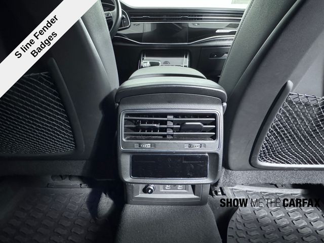 Q8 Premium Plus 55 TFSI quattro