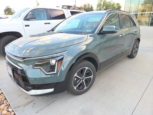 Cityscape Green 2025 Kia Niro SUV / Crossover Front-Wheel Drive 6-Speed Dual Clutch