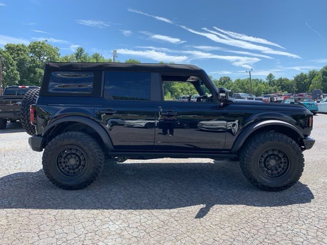 2023 Ford Bronco Outer Banks 6