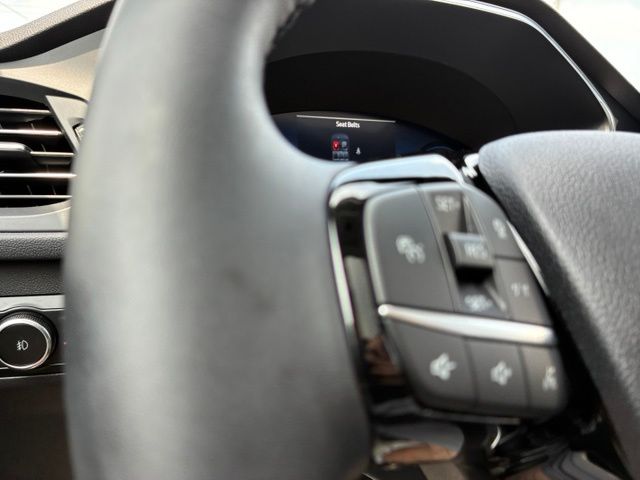 2025 White Metallic Ford Escape Plug-In Hybrid Base FWD SUV