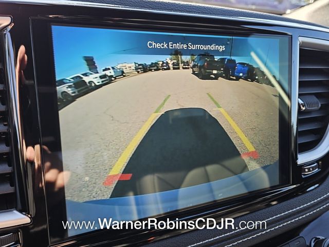 New 2026 White Chrysler Select image 22