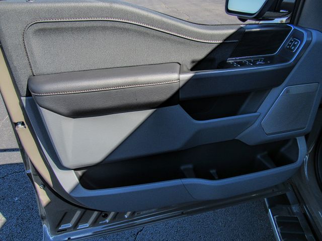 2025 Ford F-150 Lariat:168055