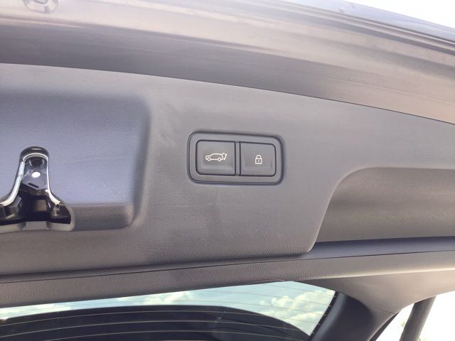 Used 2026 Abyss Black Hyundai Calligraphy image 13