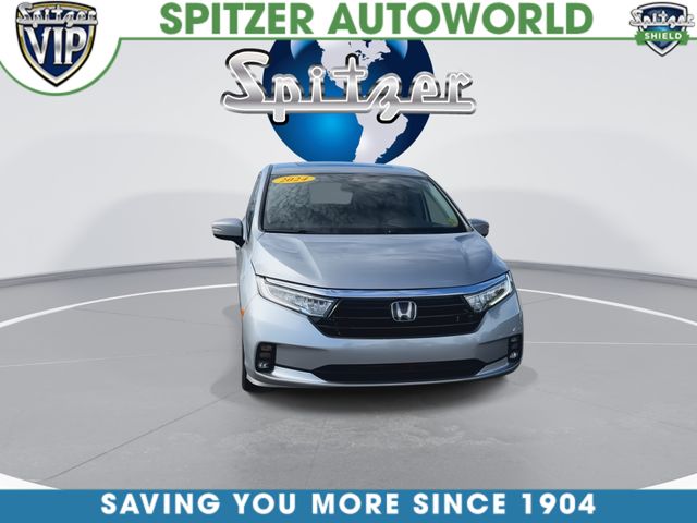 Certified Used 2024 Silver Honda EX-L image 3