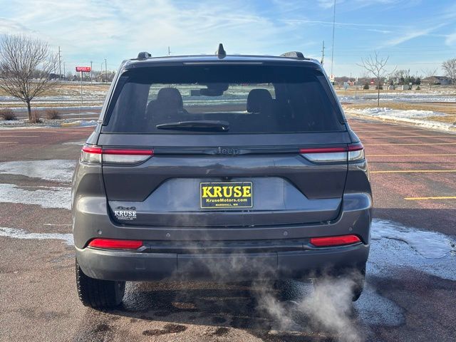 2023 Jeep Grand Cherokee Altitude 4x4