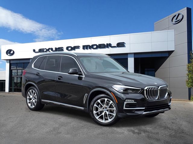Black Sapphire Metallic 2020 BMW X5 sDrive40i RWD SUV / Crossover Rear-Wheel Drive 8-Speed Automatic