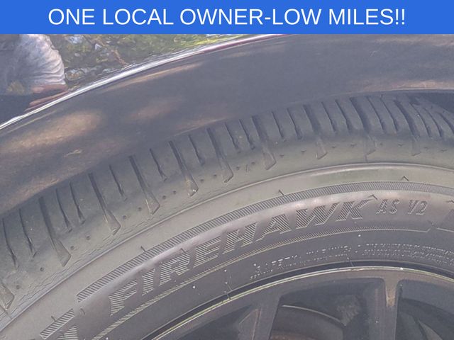 Used 2016 Black Ford SE image 11