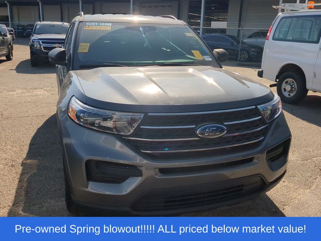 Used 2023 Gray Metallic Ford XLT image 7