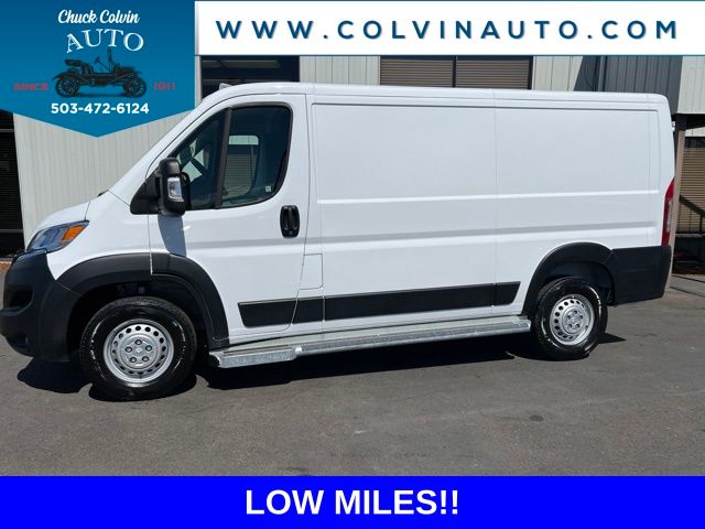Bright White Clearcoat 2025 RAM ProMaster Van Front-Wheel Drive 9-Speed Automatic