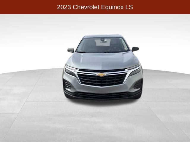 2023 Chevrolet Equinox LS photo