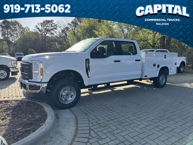2026 Ford F-350 XL 4x4 Crew Cab 8' Box SRW's photo