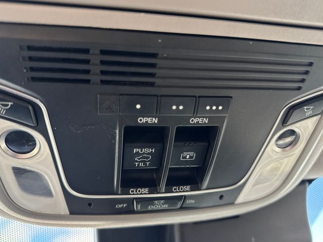 used 2018 Honda Pilot car, priced at $23,956