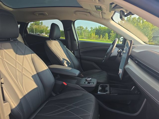 Used 2023 Carbonized Gray Metallic Ford California Route 1 image 11