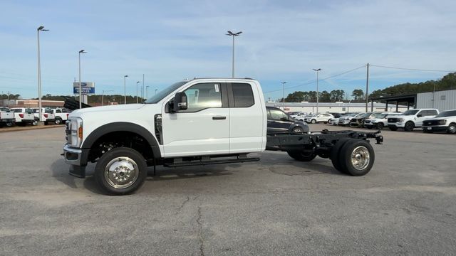 New 2026 Oxford White Ford F-450® XL image 5