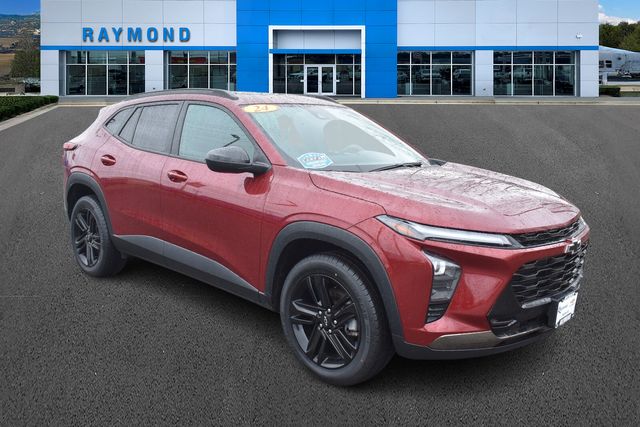 Red (Crimson) 2024 Chevrolet Trax Activ FWD SUV / Crossover Front-Wheel Drive 6-Speed Automatic