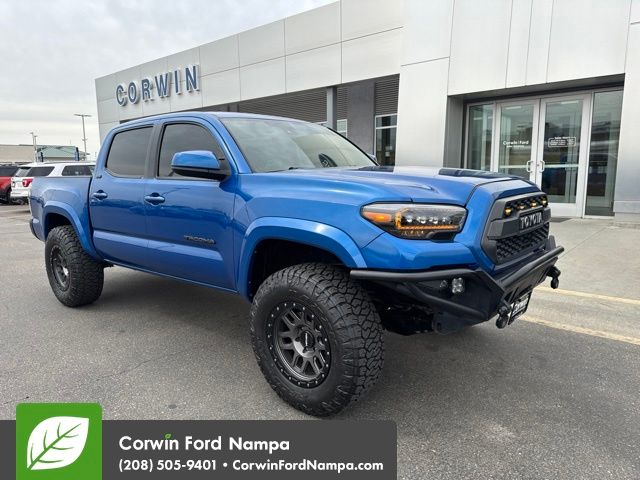 Blazing Blue 2018 Toyota Tacoma Pickup Truck Four-Wheel Drive 6-Speed Automatic