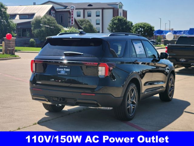 2025 Ford Explorer ST-Line photo