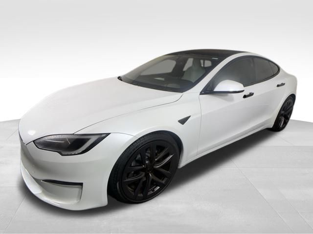 2023 Tesla Model S  3