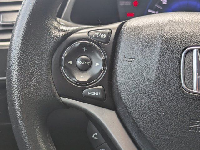 Used 2015  Honda SE image 18