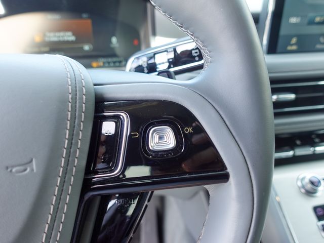 used 2020 Lincoln Aviator car, priced at $34,345