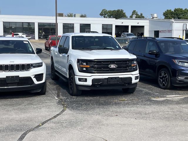 Oxford White 2025 Ford F-150 Pickup Truck Four-Wheel Drive Automatic