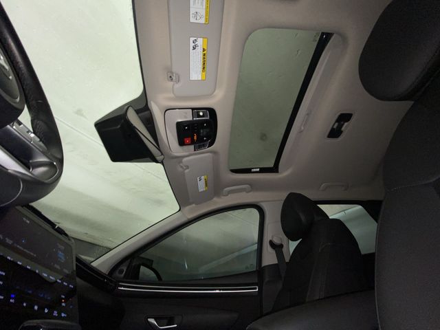 Used 2024 Gray Hyundai SEL image 22