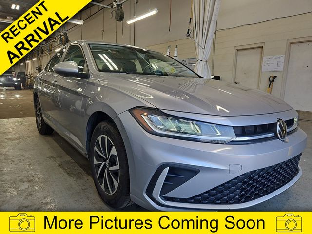 Pyrite Silver Metallic 2026 Volkswagen Jetta Sedan Front-Wheel Drive 8-Speed Automatic