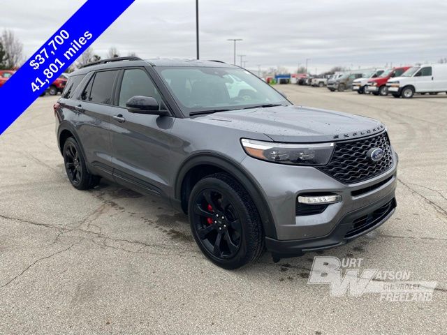 2022 Ford Explorer ST 7