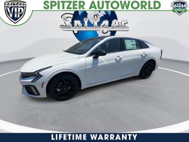 New 2026 White Kia GT-Line image 4