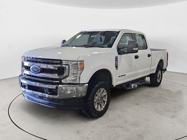Oxford White 2020 Ford F-250 Super Duty Pickup Truck Four-Wheel Drive Automatic