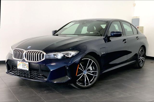2023 BMW 3 Series 330e Hybrid Plug-in RWD
