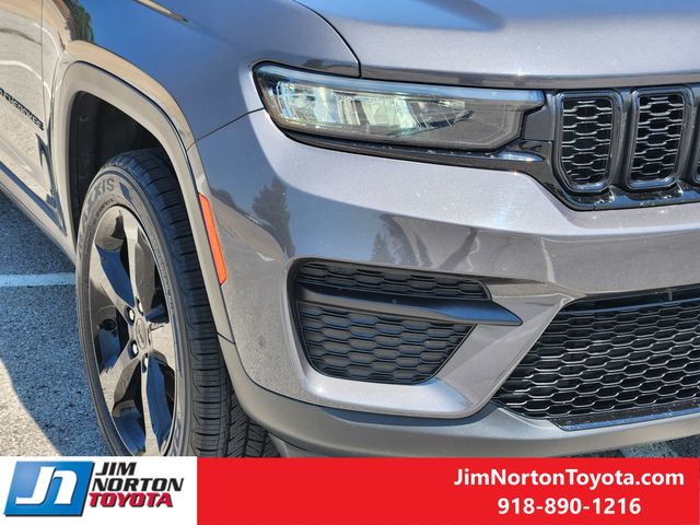Used 2023 Jeep Grand Cherokee SUV
