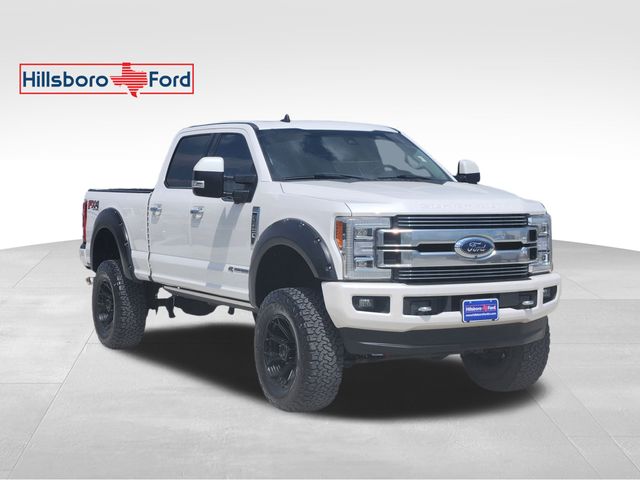 2019 White Platinum Metallic Tri-Coat Ford Super Duty F-250 SRW Limited 4X4 Truck
