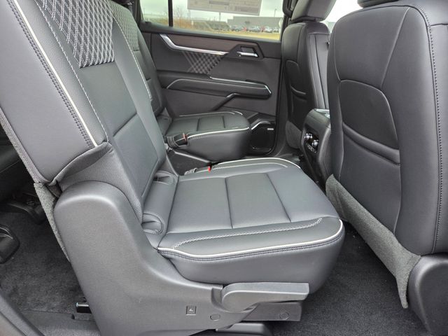 2026 GMC Acadia Denali AWD