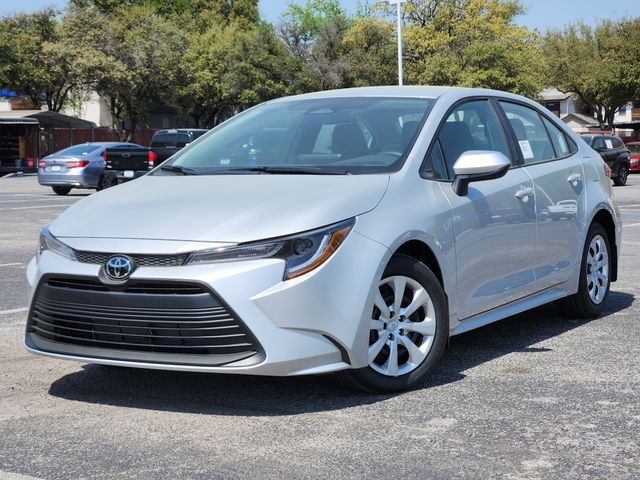 2026 Toyota Corolla LE FWD