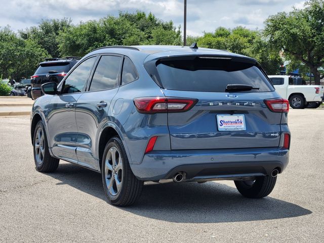 2023 Ford Escape ST-Line photo 3