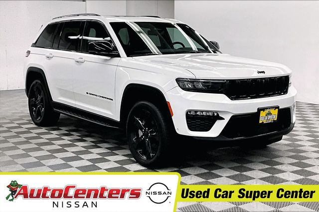 Bright White Clearcoat 2024 Jeep Grand Cherokee SUV / Crossover Four-Wheel Drive 8-Speed Automatic