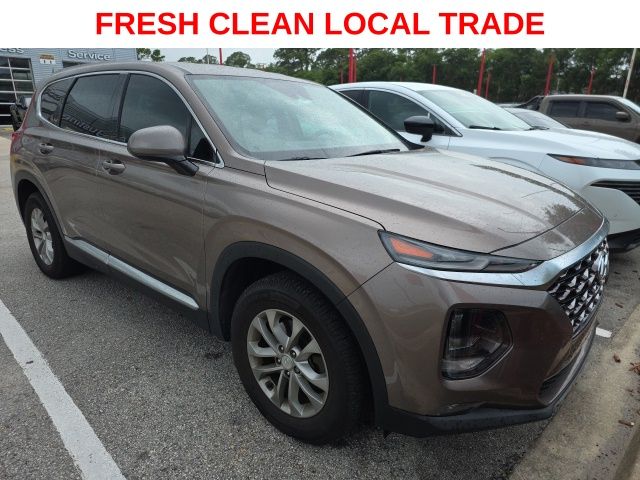 2020 Hyundai Santa Fe SEL 2.4's photo