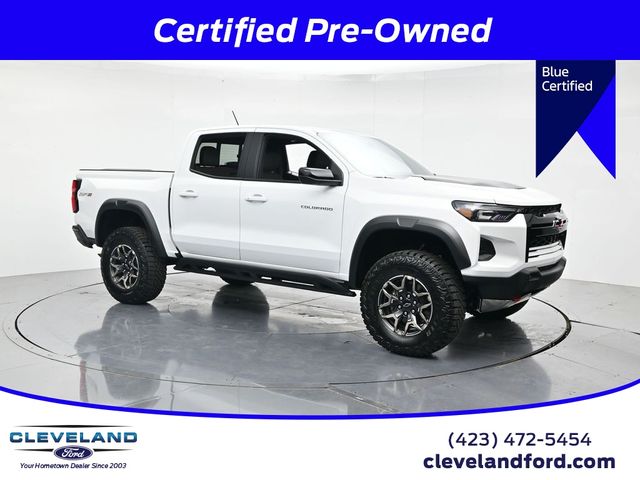 Summit White 2026 Chevrolet Colorado Pickup Truck Four-Wheel Drive 8-Speed Automatic