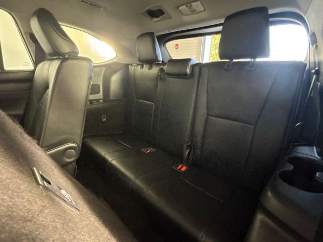 Used 2022 Toyota Highlander SUV