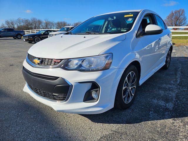 2017 Chevrolet Sonic LT photo 3