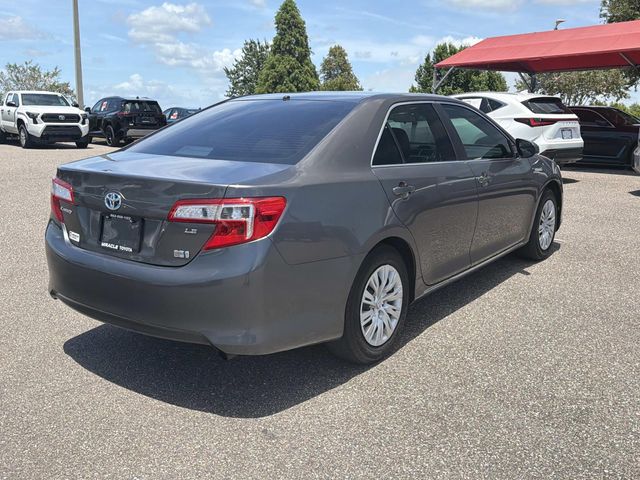 Used 2013 Toyota Camry Hybrid Sedan