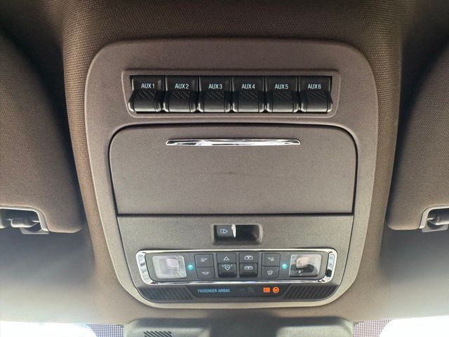 Used 2025 White Ford King Ranch image 32
