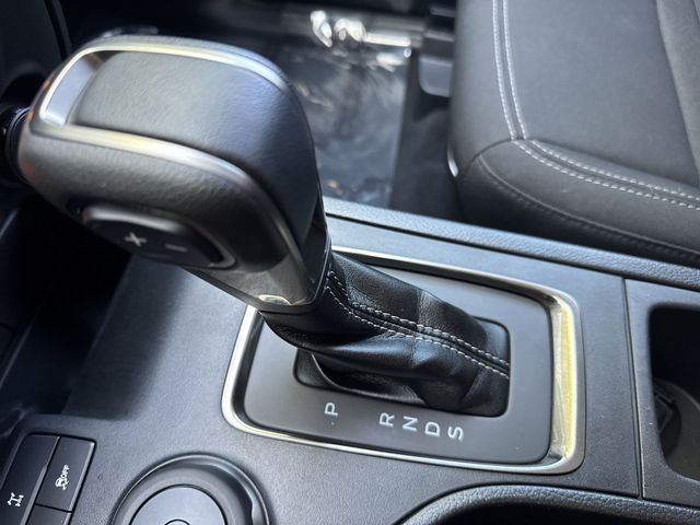 Used 2023 White Ford XLT image 25