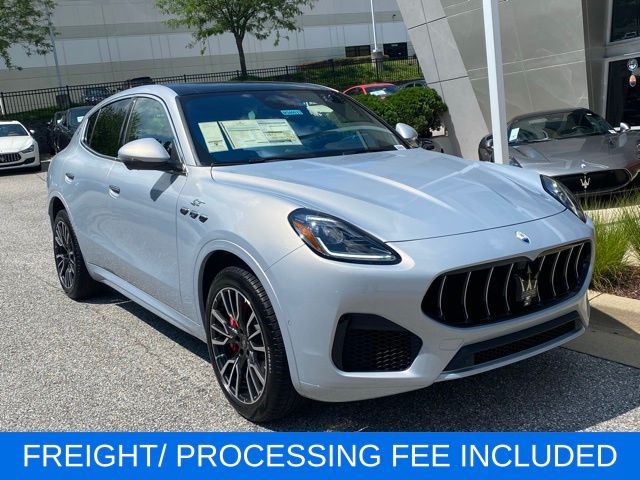 Bianco Astro Metallic 2024 Maserati Grecale GT AWD SUV / Crossover All-Wheel Drive 8-Speed Automatic