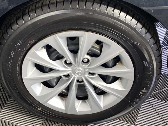 2017 Toyota Camry LE Cosmic Gray Mica - Grieco Acura - Image 26
