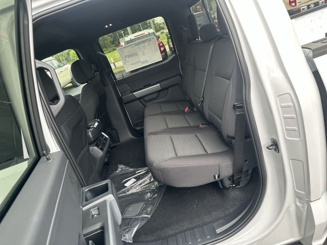 New 2026 White Ford XLT image 25