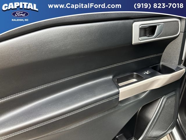 Used 2023 Silver Ford XLT image 17