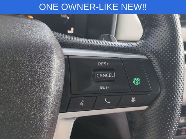 Used 2025 White Mitsubishi SEL image 21