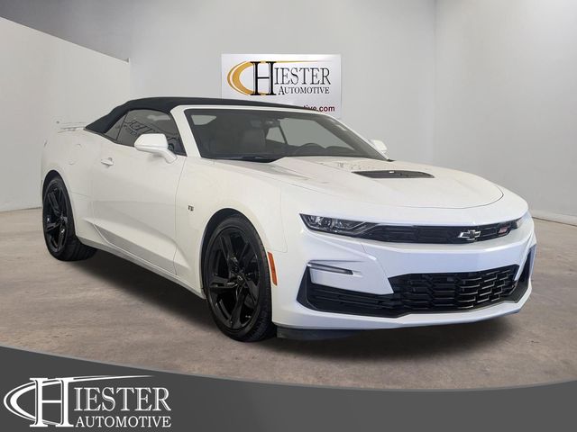Summit White 2023 Chevrolet Camaro Convertible Rear-Wheel Drive Automatic